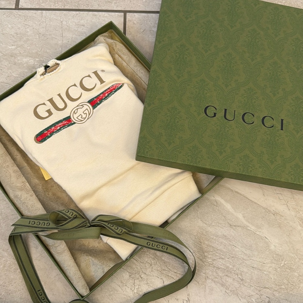 Gucci BRAND NEW Cream Logo Sweatshirt Toddler Size 12-18 Months